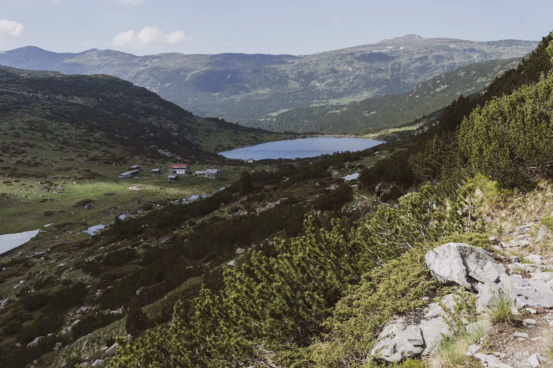 Afdalen naar Ribna Ezera